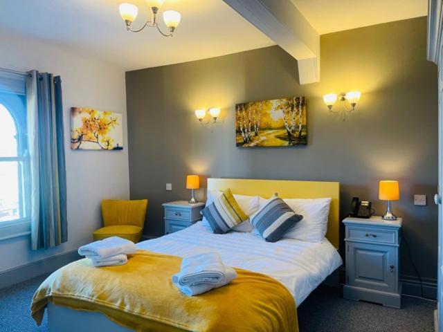 The Swan Hotel Wadebridge Exterior photo
